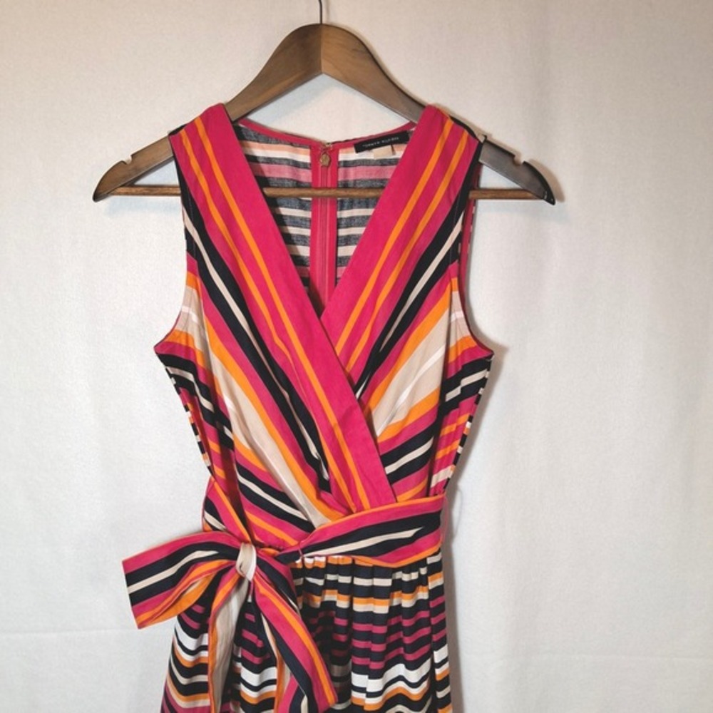 Tommy‎ Hilfiger Womens Striped Sleeveless V-Neck Fit and Flare Belted Dress 2